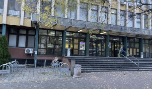 Донета пресуда у парничном поступку тужилаца К.М. и др. против тужених Акционарског друштвa за управљање јавном железничком инфраструктуром „Инфраструктура железнице Србије” Београд и Републике Србије ради накнаде штете