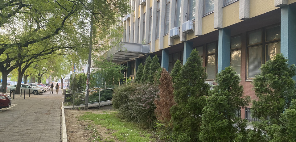 Донета пресуда у парничном поступку тужилаца К.Д. и др. против тужених Акционарског друштва за управљање јавном железничком инфраструктуром „Инфраструктура железнице Србије” Београд и Републике Србије ради накнаде штете