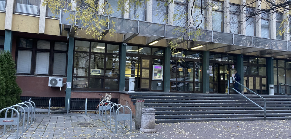 Донета пресуда у парничном поступку тужилаца К.М. и др. против тужених Акционарског друштво за управљање јавном железничком инфраструктуром „Инфраструктура железнице Србије” Београд и Републике Србије ради накнаде штете